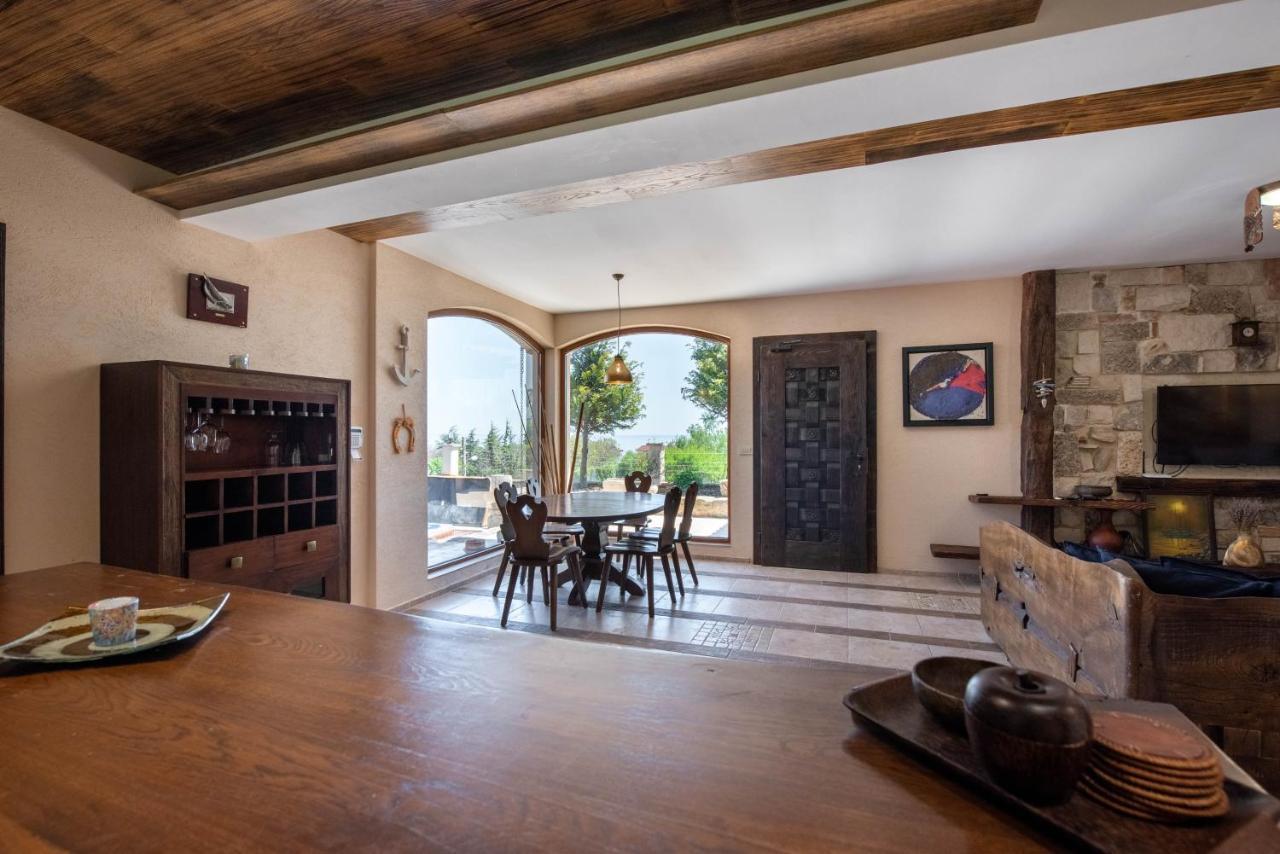 Villa Cook With Sea View - Heated Pool - At Балчик Екстериор снимка